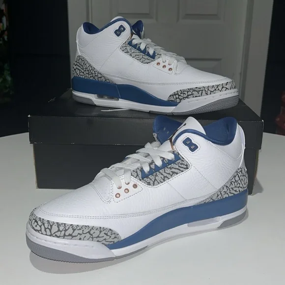 Jordan 3 Retro “Wizards” Men’s Size 10.5 - Picture 2 of 9